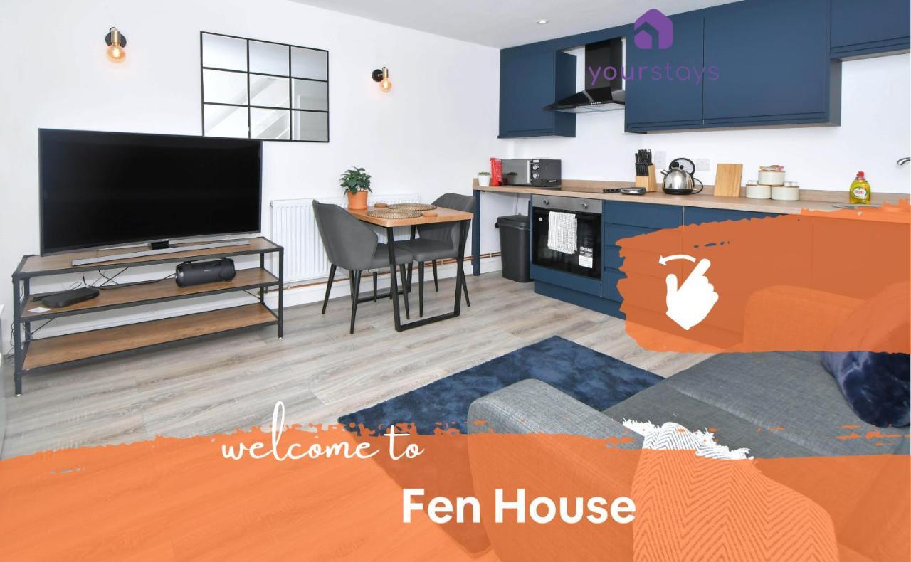 Fen House, Stunning One Bed House, Perfect For A Couple Or Business Professional Visiting Staffordshire! Stoke-on-Trent